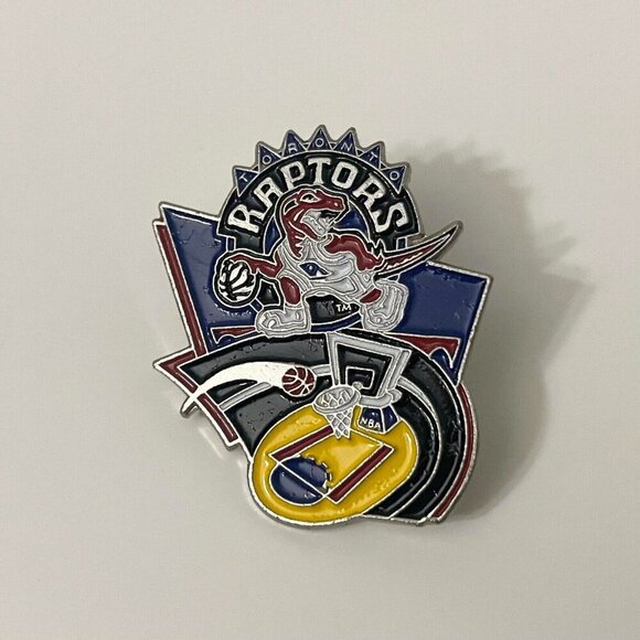 Vintage 1995 NBA Toronto Raptors Basketball Souvenir Pin - Picture 1 of 9